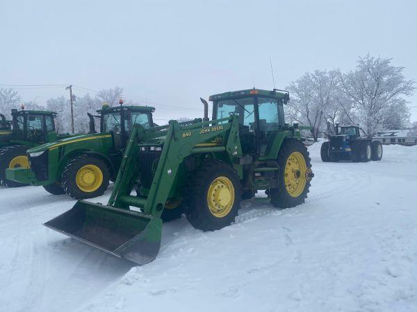 2000 JD 8410 MFD tractor