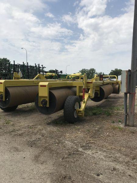 60’ Degelman Model 8000 land roller