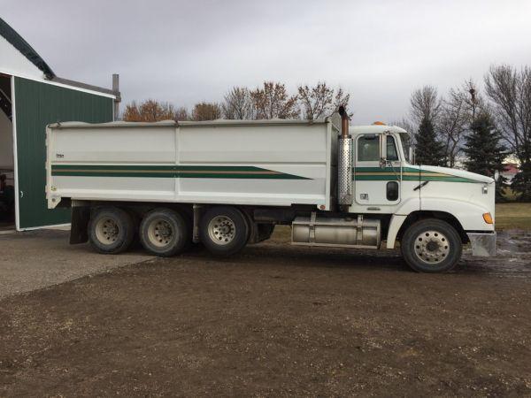 2000 Freightliner