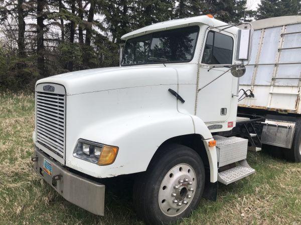 1995 M-11 Freightliner