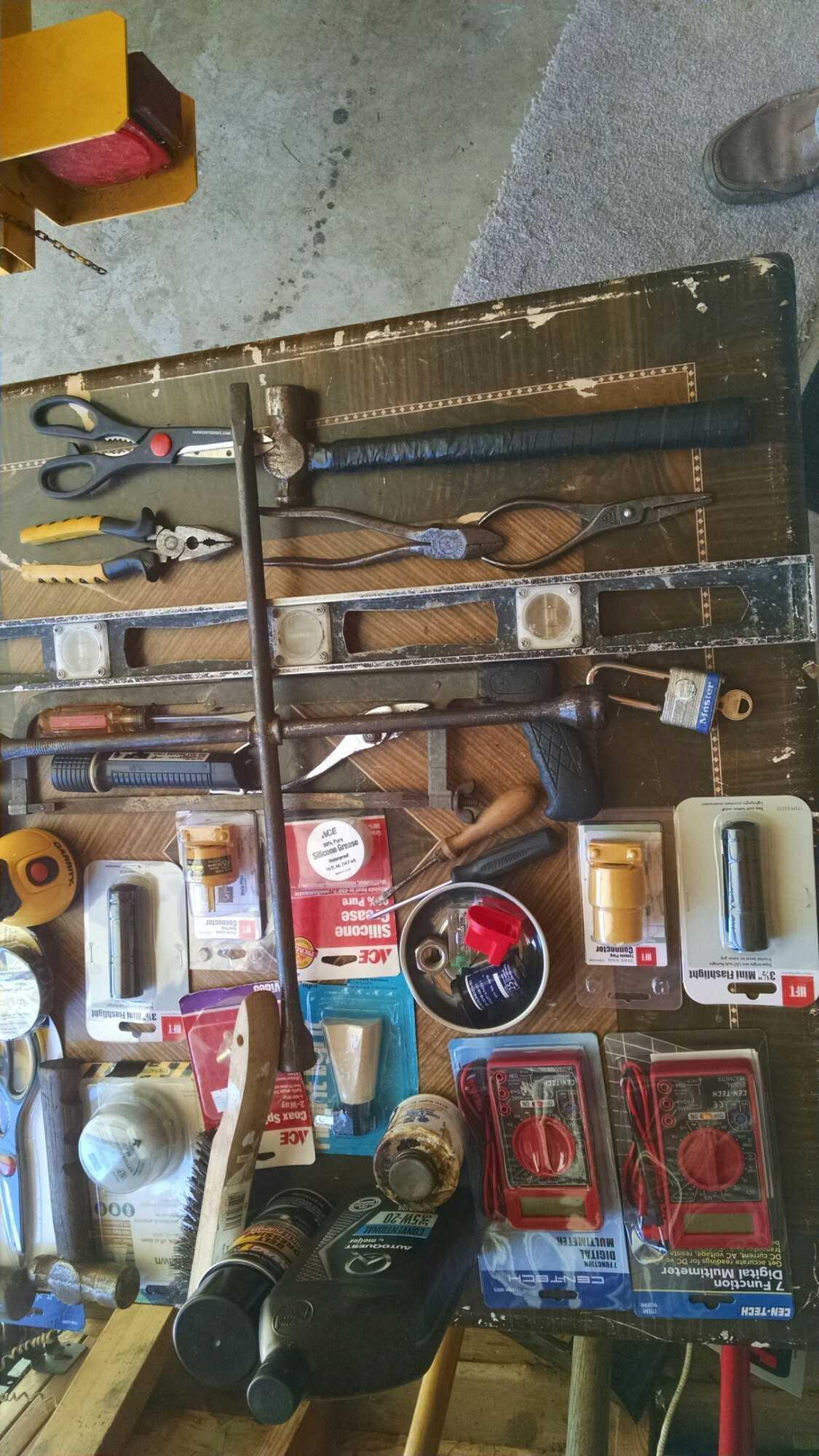 Lot of assorted tools see pics