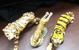 Tiger figurines