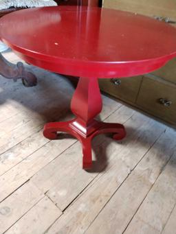 30 inch round painted pedistal table