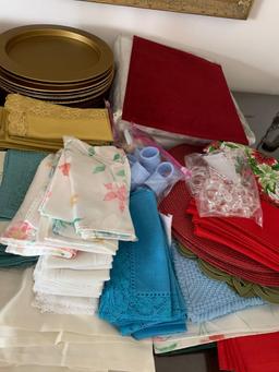 Cloth tablecloth, napkins, napkin rings