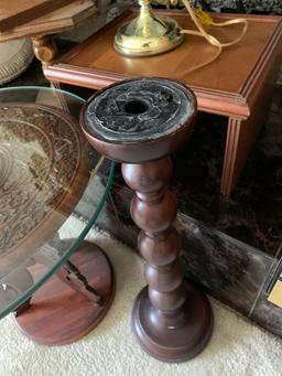 Small decorative wood stands