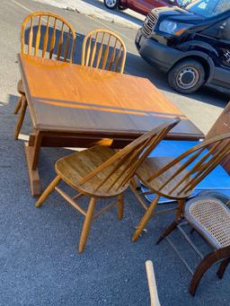 48? x 38? oak kitchen table and chairs