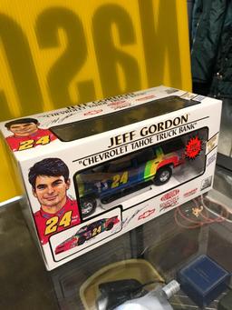 Jeff Gordon Chevrolet Tahoe Truck Bank 24 Hendrick motor sports die cast 1:25 scale