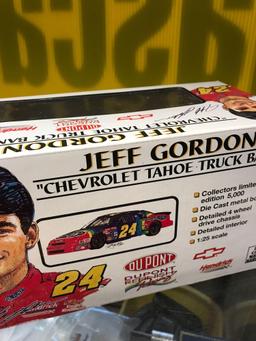 Jeff Gordon Chevrolet Tahoe Truck Bank 24 Hendrick motor sports die cast 1:25 scale