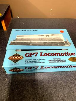 Proto 2000 Series GP7 Locomotive Ho Scale New York Central