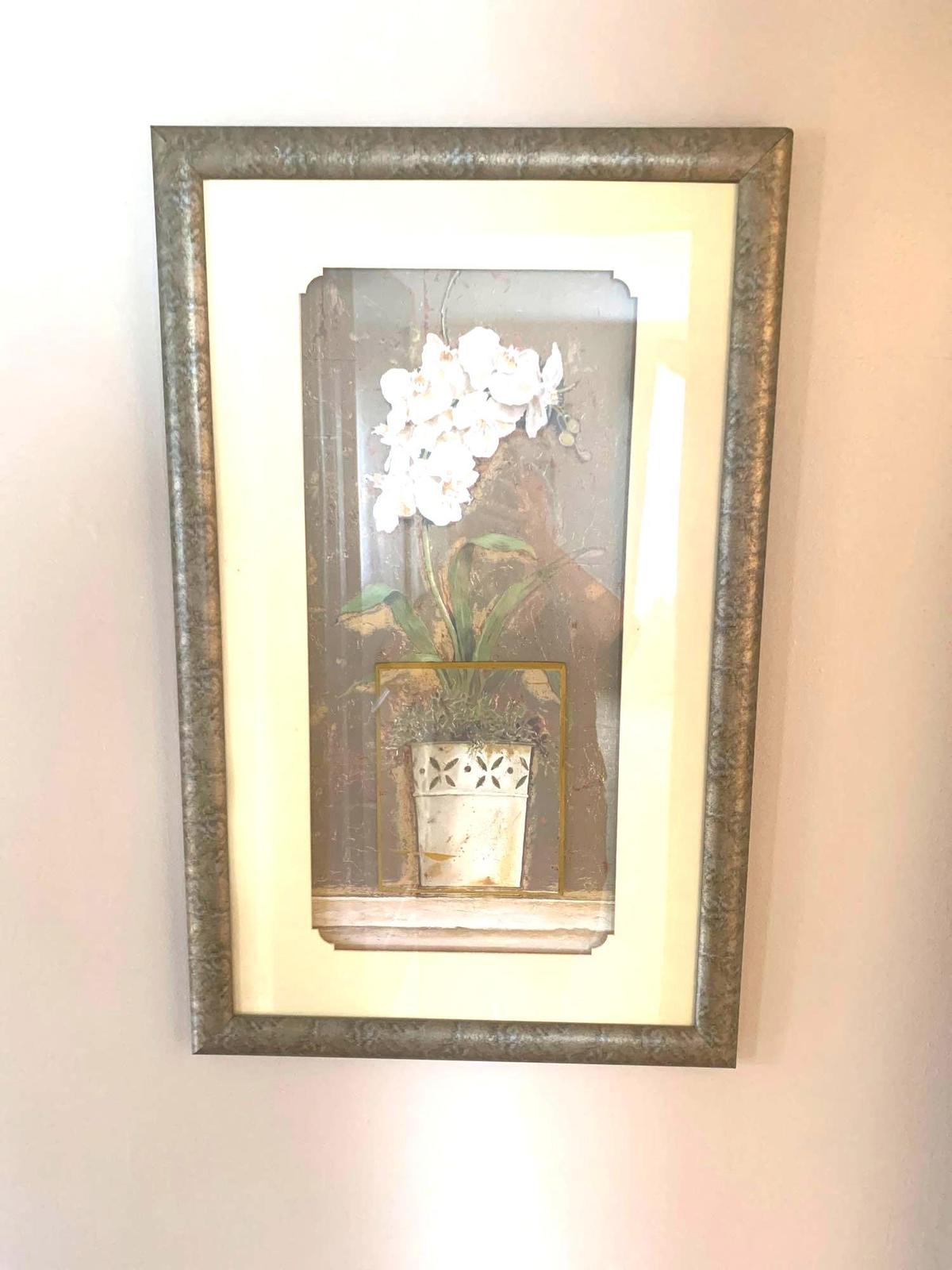 Decorative flower framed art