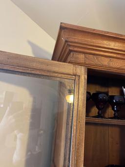 Oak China cabinet to piece