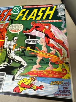 6 DC the flash comics early
