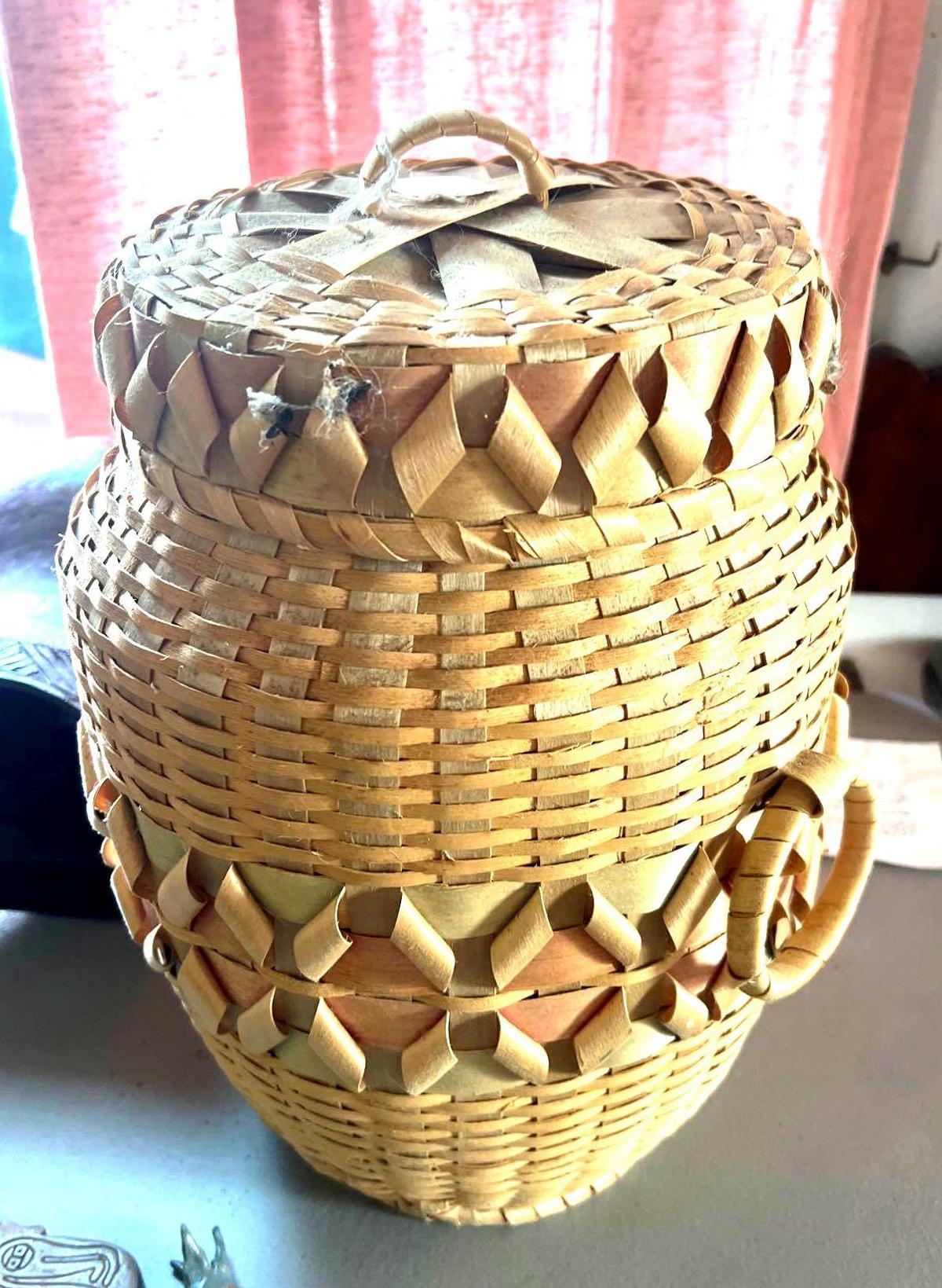 15 in Woven Basket