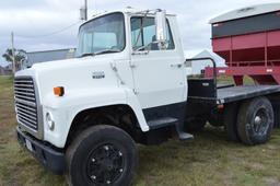 1986 Ford 8000 Truck