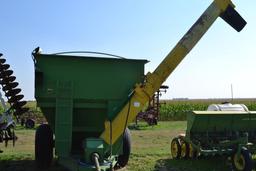 JD 1210 A 400 BU. Grain Cart