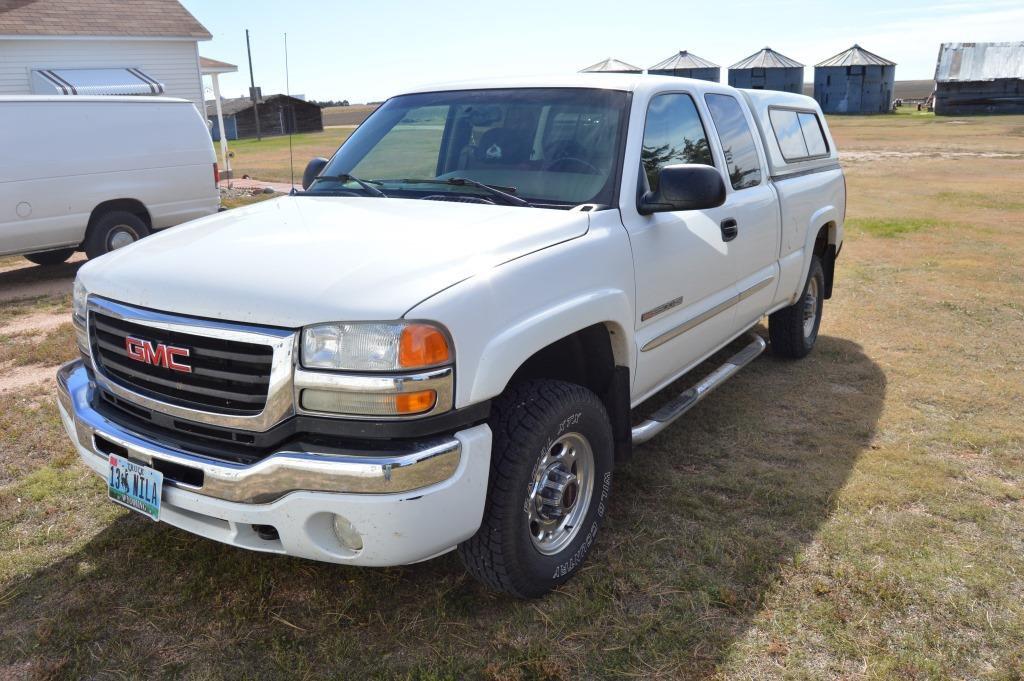 2003 GMC 2500 HD Pickup