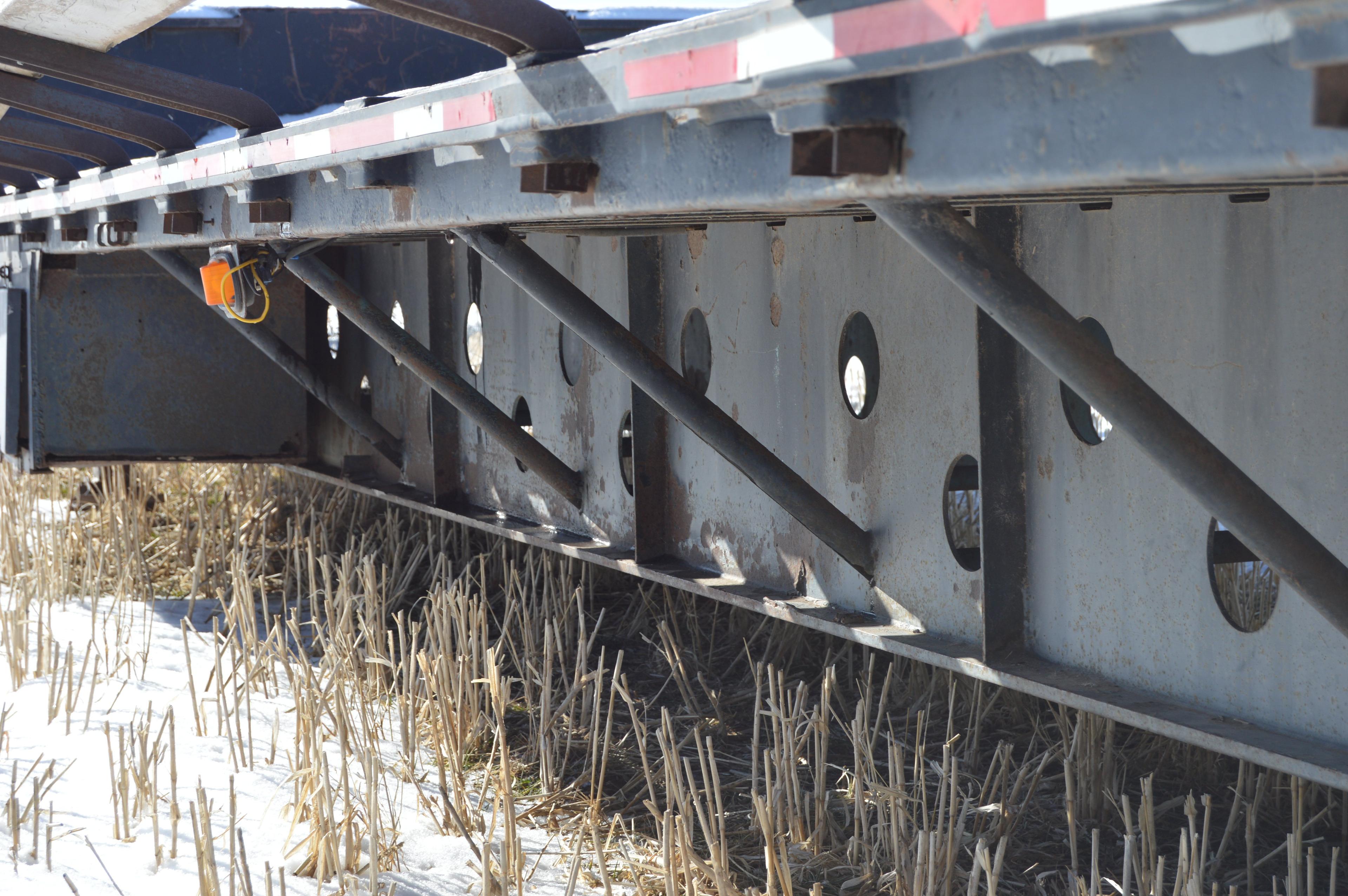 1988 Transcraft Drop Deck Trailer