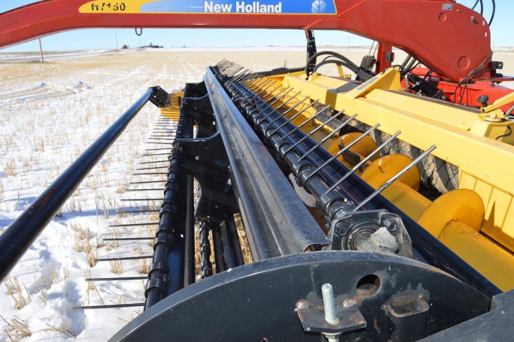 New Holland HS Series Mid-Pivot Swather