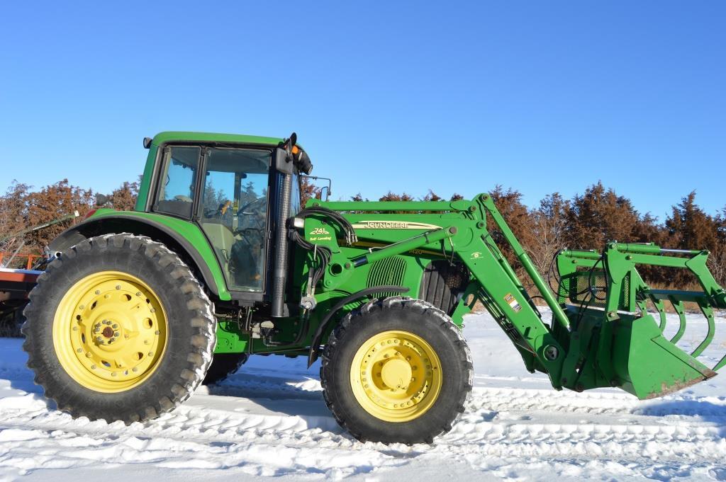 2004 JD 7420 Tractor