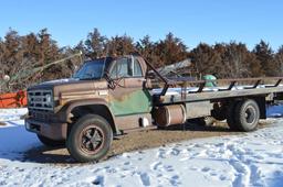 1975 GMC 6000 Truck w/ Flatbed