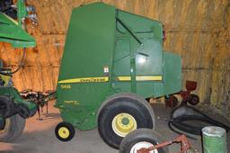 JD 568 Baler