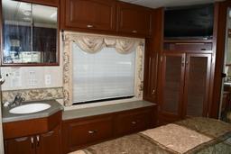 2007 NewMar Motor Home