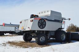 Gleaner R76 Combine Field Star II