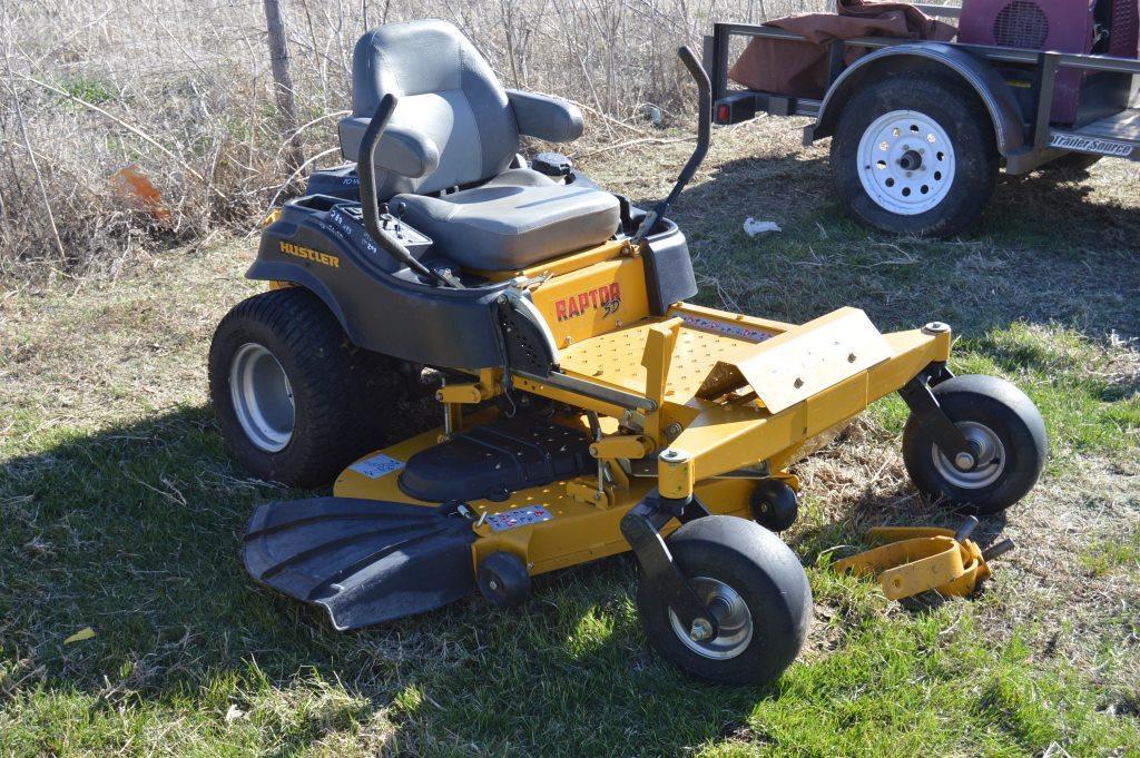 Hustler Raptor SD Zero Turn Mower,