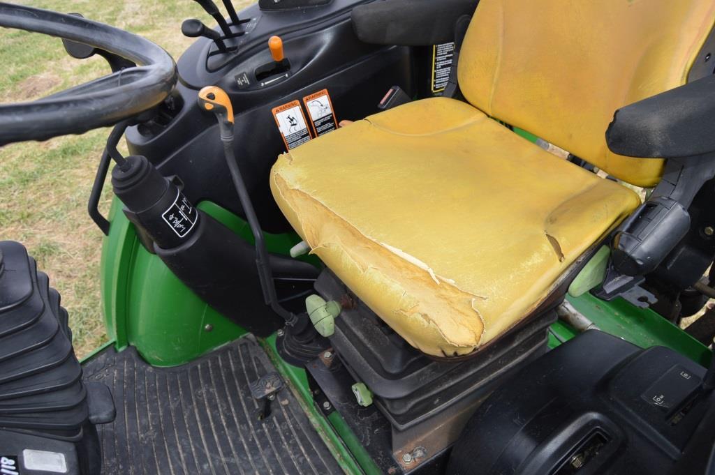 2006 John Deere 5525 Tractor,