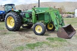 John Deere 2350 Tractor,