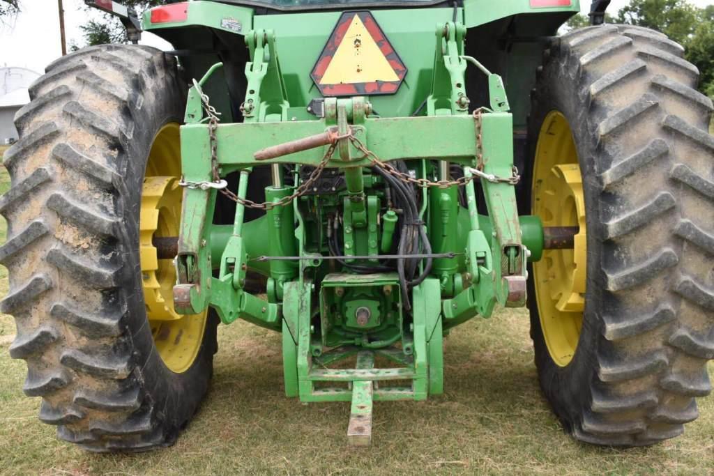 1998 John Deere 8400 Tractor