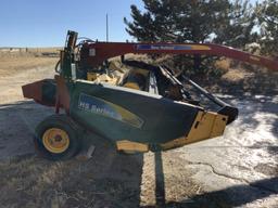 2009 New Holland 7150 Hydro-Swing Swather