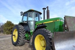 1990 John Deere 4455 Tractor