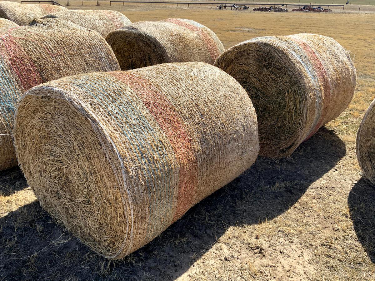 2 Medium Round Bales of 3rd Cutting Alfalfa Hay