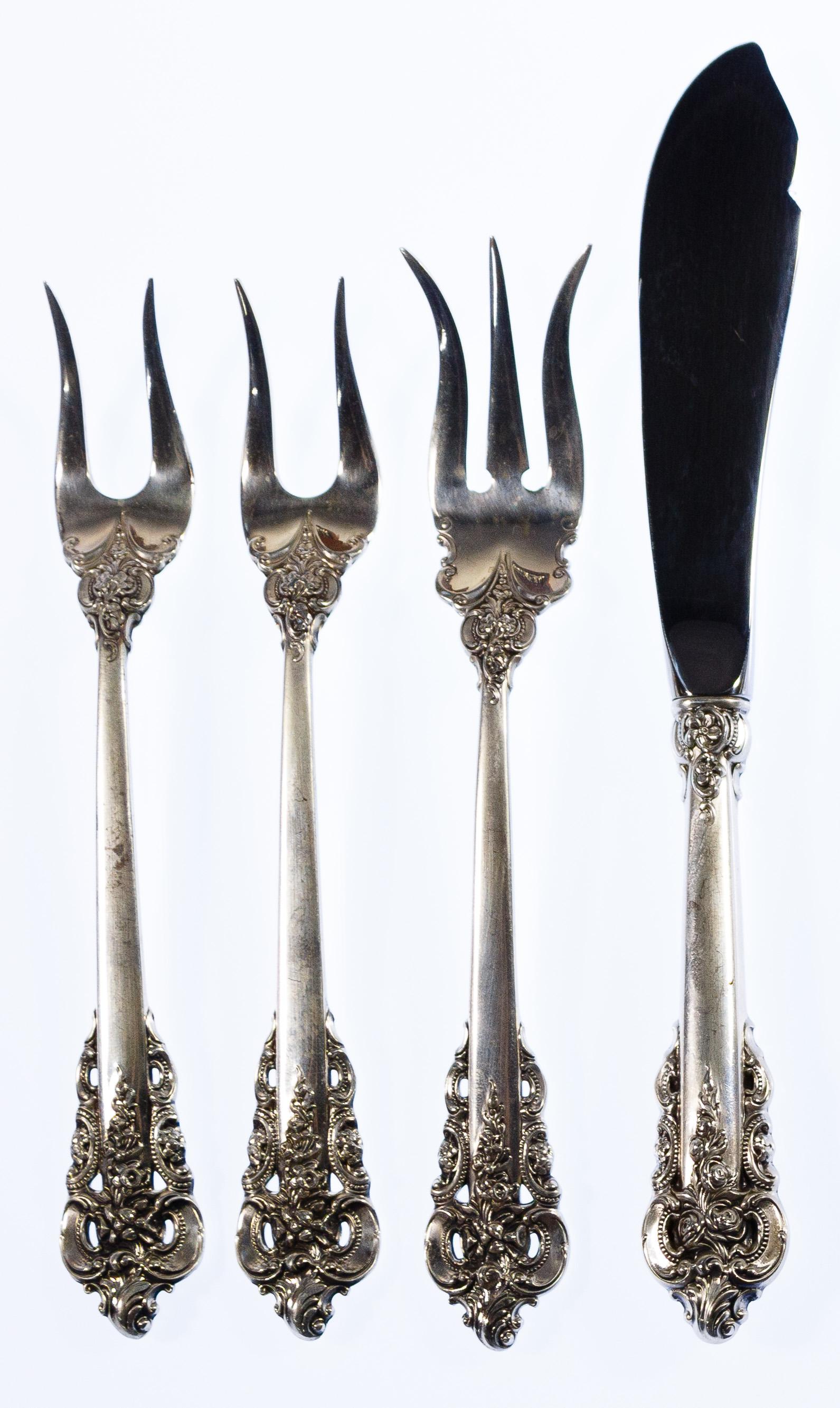 Wallace 'Grande Baroque' Sterling Silver Flatware