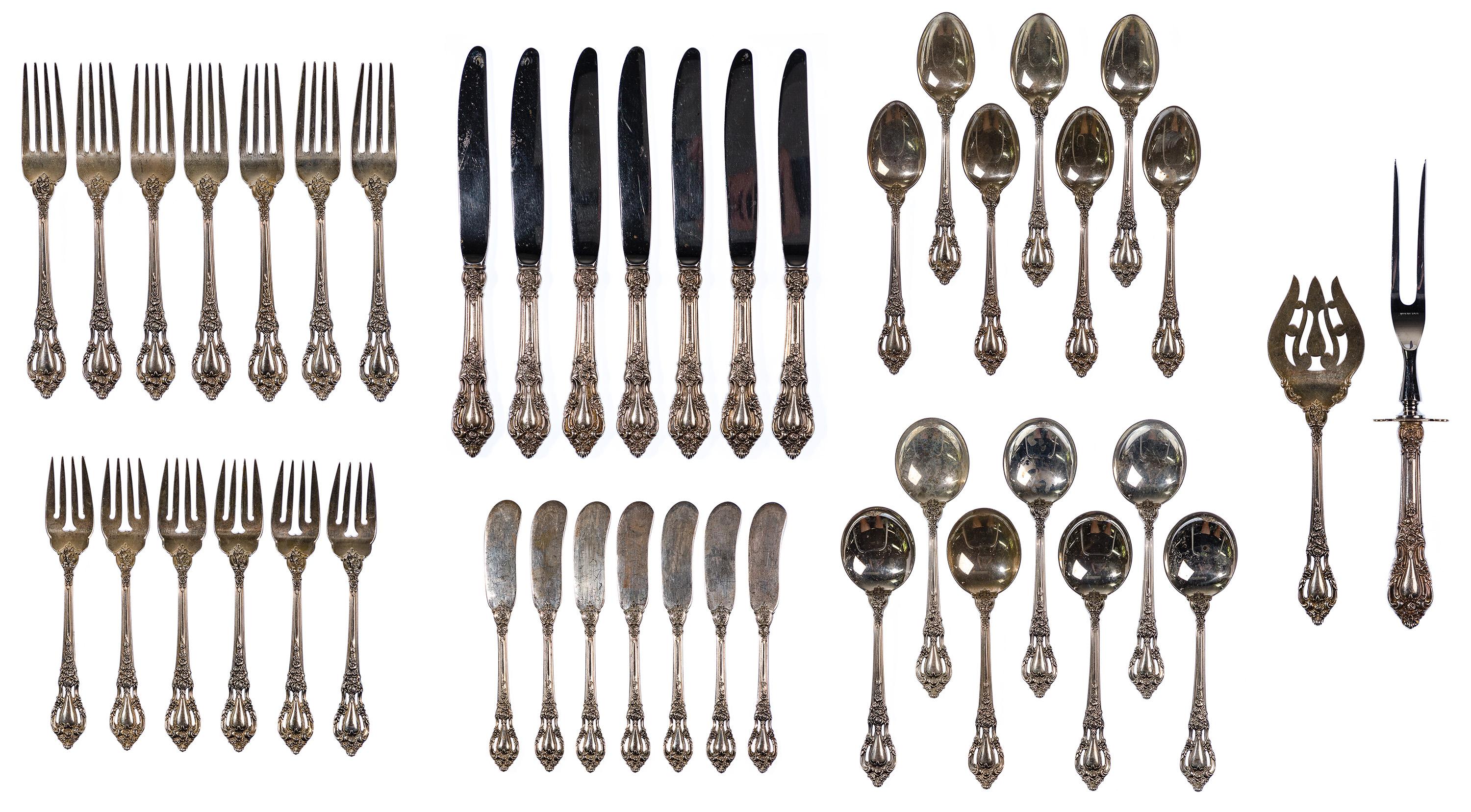 Lunt Sterling Silver 'Eloquence' Flatware