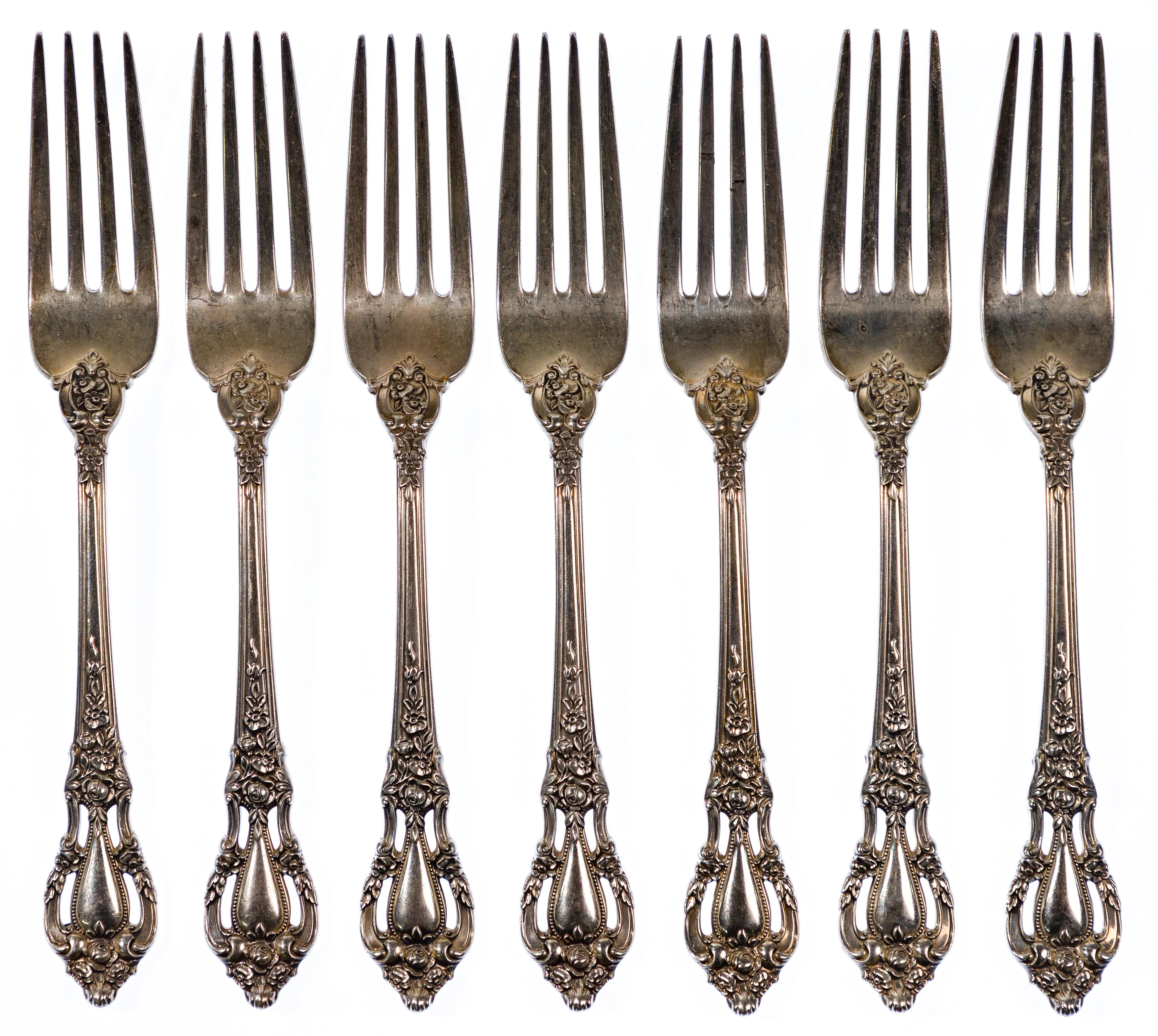 Lunt Sterling Silver 'Eloquence' Flatware