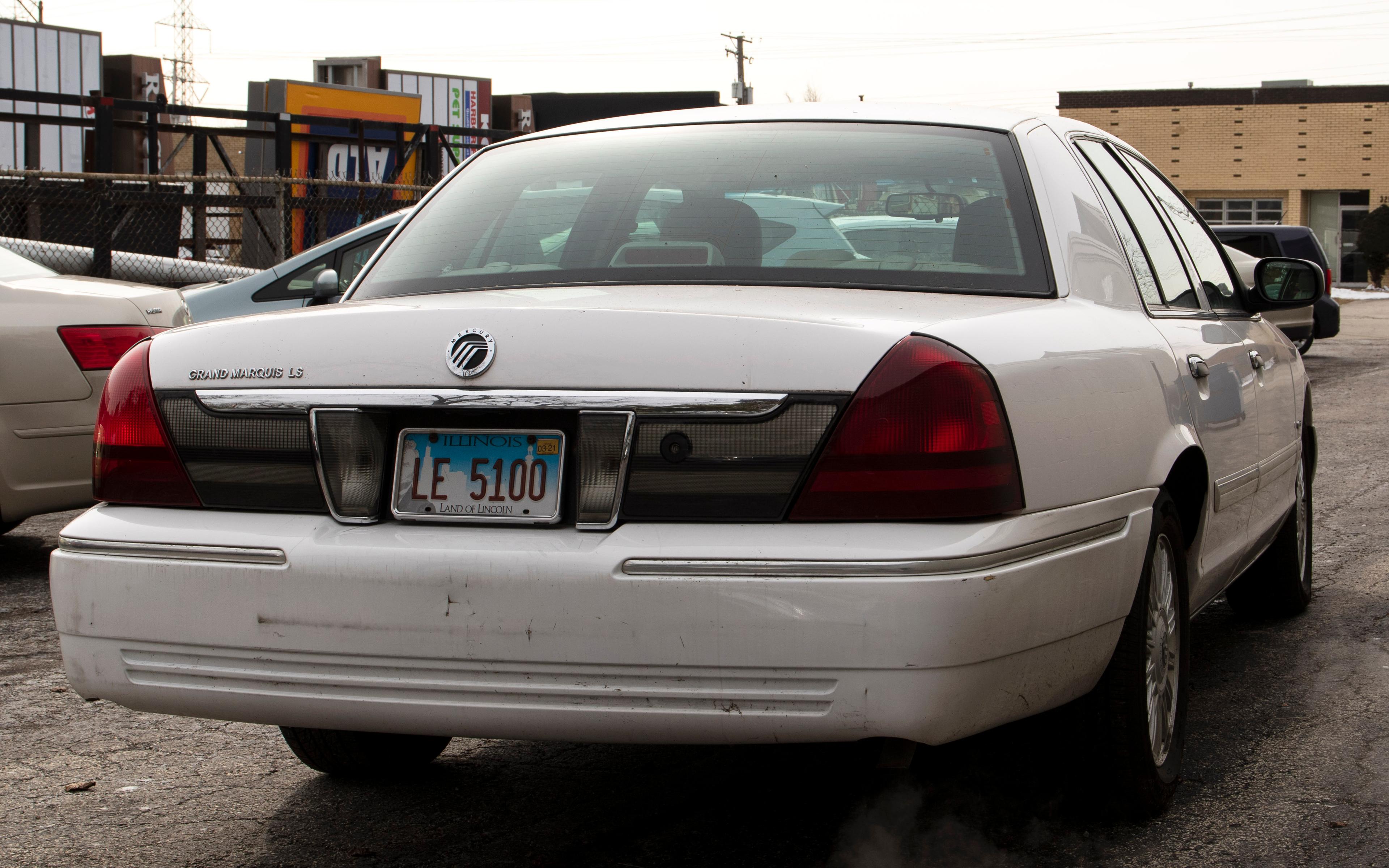 2009 Mercury Grand Marquis LS Sedan