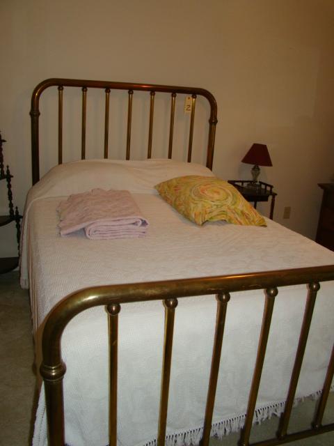 Full Size Brass Bed