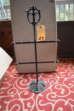 CAST SIGN HOLDER / FP TOOL HOLDER?