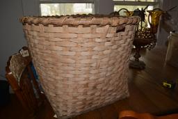 LARGE VINTAGE WOVEN BASKET