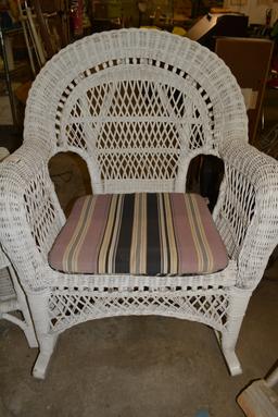 3 PIECE WICKER PATIO SET