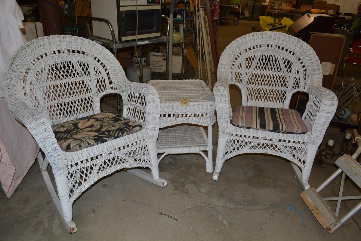 3 PIECE WICKER PATIO SET