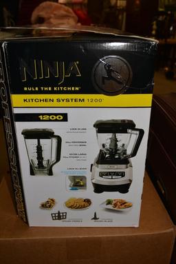 NEW IN BOX NINJA Kitchen System 1200