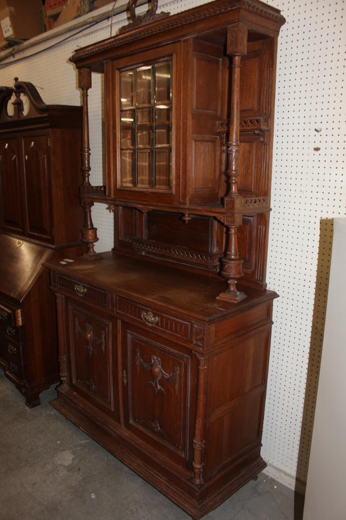 Excellent English Oak Court Cupboard