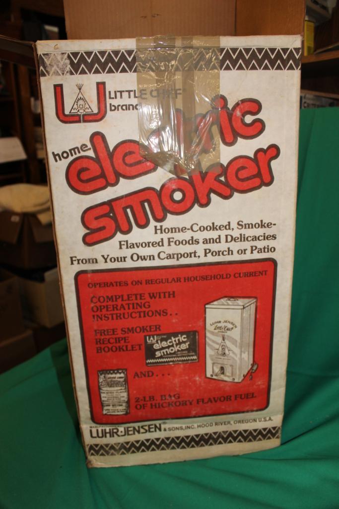 ELECTRIC SMOKER