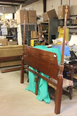 MAHOGANY KING SIZE RICE BED