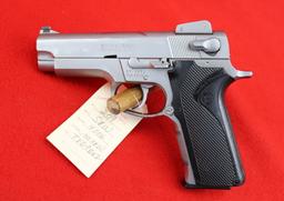 S&W 4006 Pistol .40 S&W