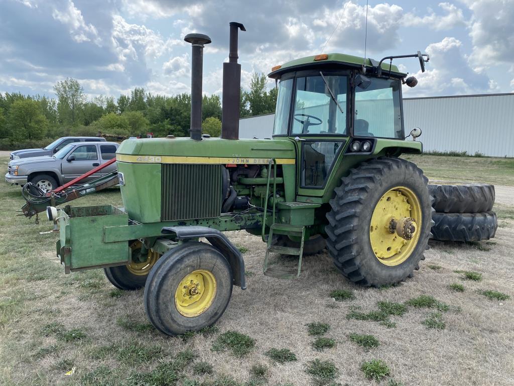 JOHN DEERE 4430 TRACTOR, 4260 HRS, S/N:4430H 038779R, W/ ROCKBOX, DUALS **H