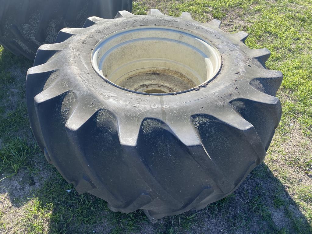 2- FIRESTONE 30.5L-32 10 BOLT TRACTOR TIRES ON RIM